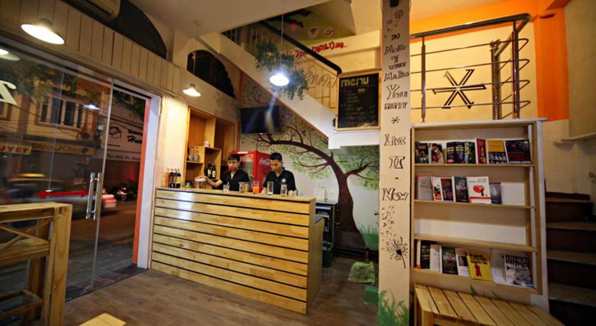 Zostay Hostel Backpackers Hanoi Exterior photo